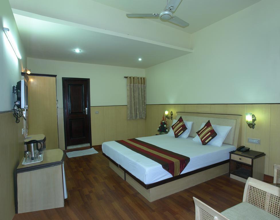 Hotel Karat 87 Inn Νέο Δελχί Δωμάτιο φωτογραφία